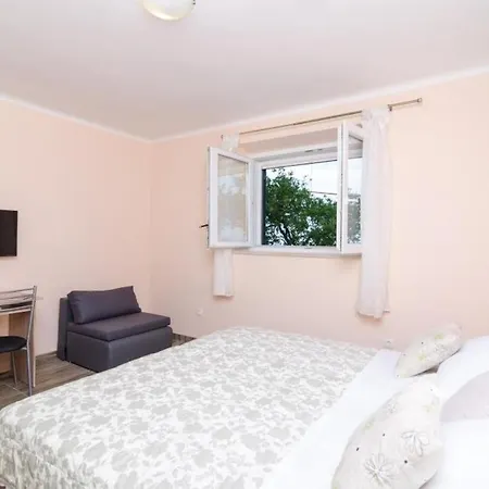 Appartement Lena & Lara- One-bedroom With Terrace And Sea View *