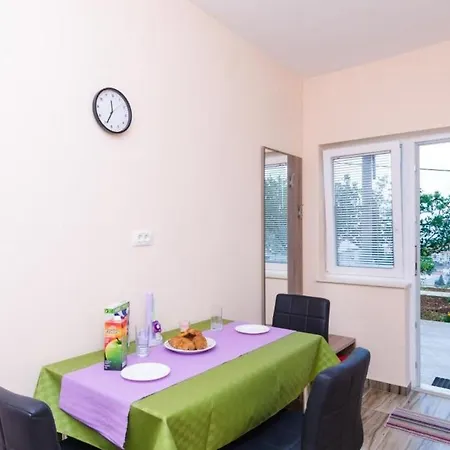 شقة Lena & Lara- One-bedroom With Terrace And Sea View دوبروفينك
