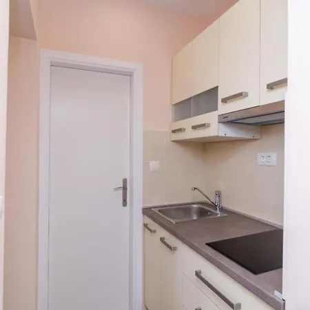 Lena & Lara- One-bedroom With Terrace And Sea View Appartamento Ragusa